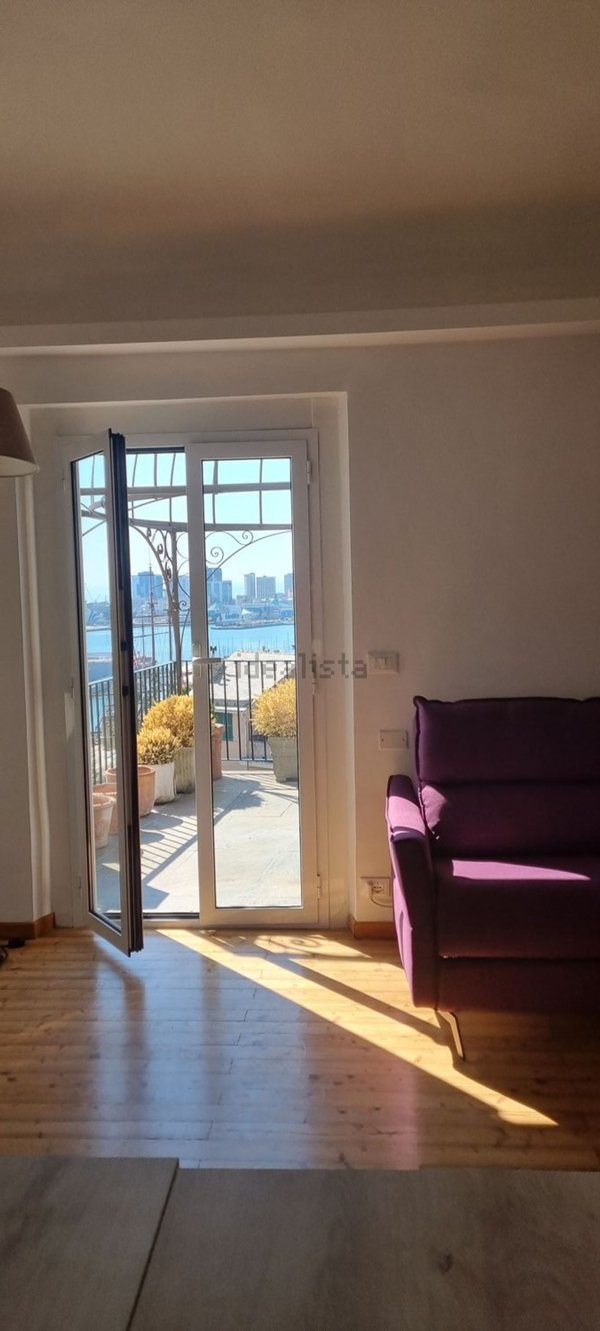 appartamento in affitto a Genova in zona Sottoripa / Maddalena / Molo