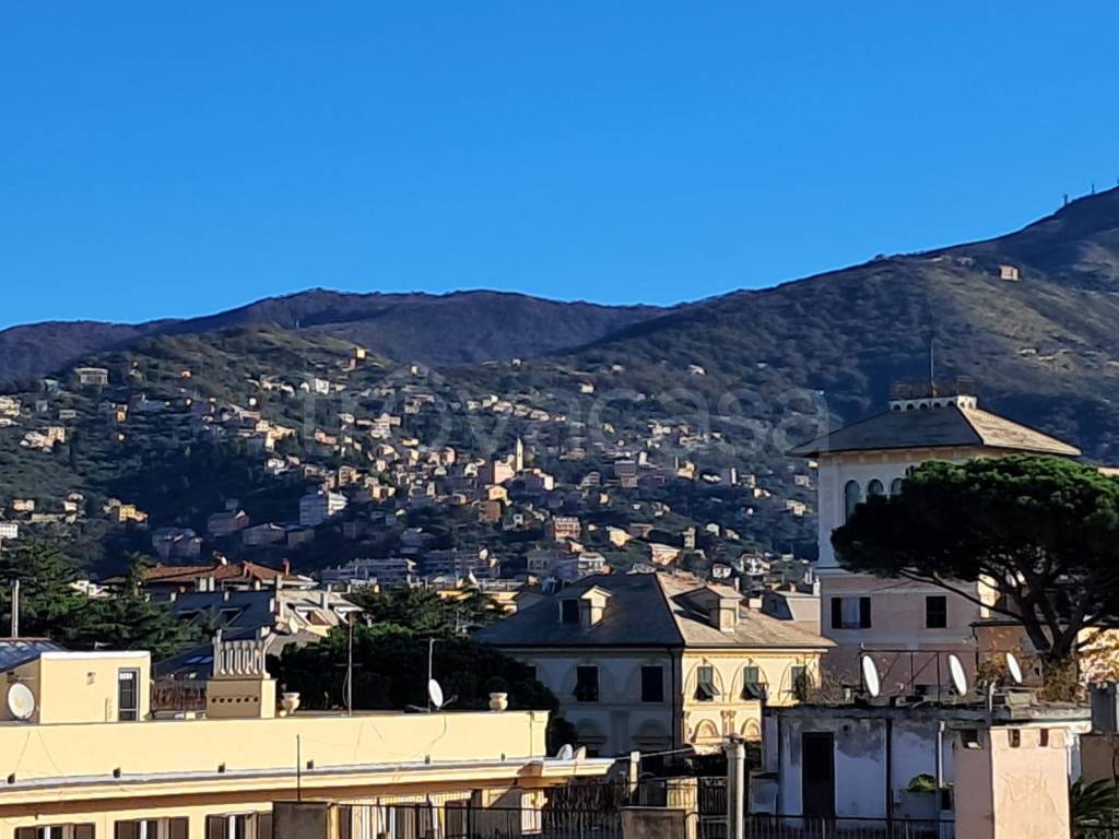 appartamento in affitto a Genova in zona Albaro