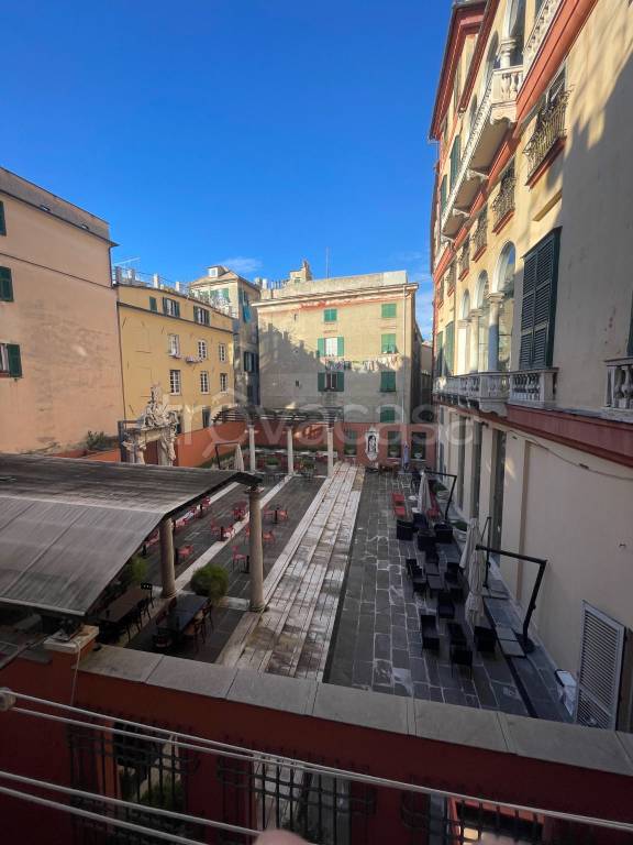 appartamento in affitto a Genova in zona Sottoripa / Maddalena / Molo