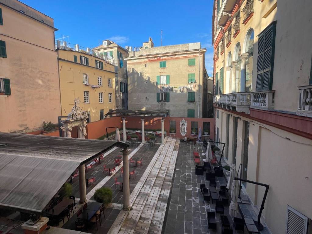 appartamento in affitto a Genova in zona Sottoripa / Maddalena / Molo