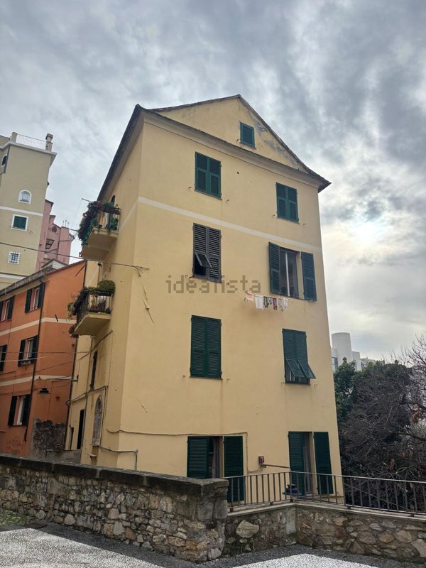 appartamento in affitto a Genova in zona Sottoripa / Maddalena / Molo