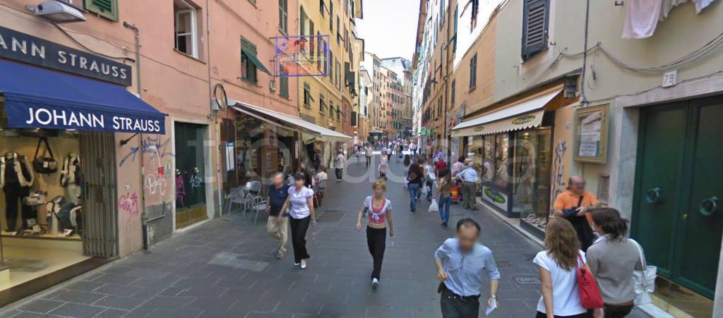 negozio in affitto a Genova in zona San Vincenzo