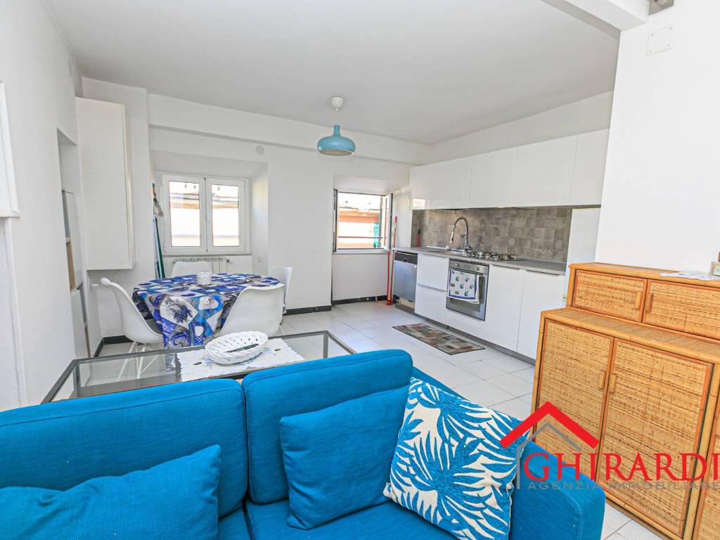 appartamento in affitto a Genova in zona Sestri Ponente