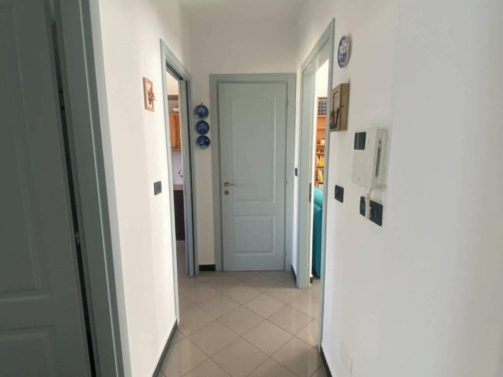 appartamento in affitto a Genova in zona Sestri Ponente