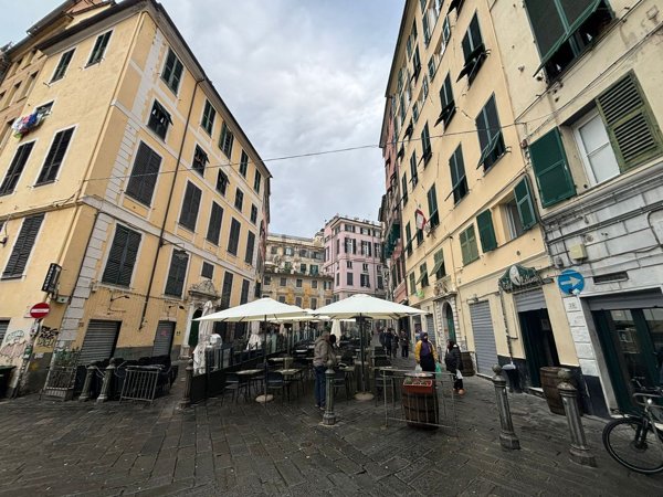 appartamento in affitto a Genova in zona Sottoripa / Maddalena / Molo