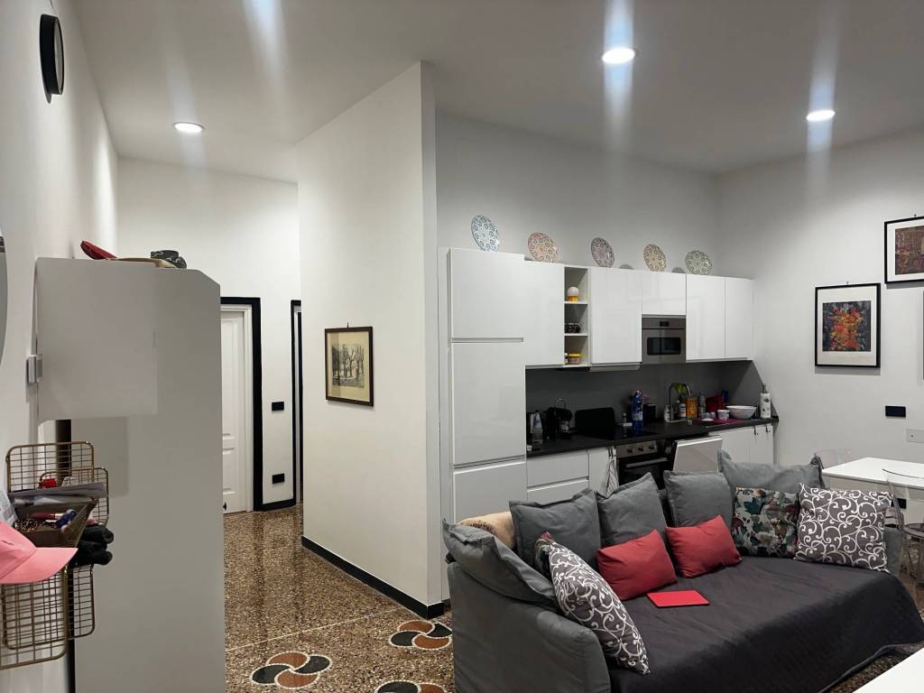 appartamento in affitto a Genova in zona Sottoripa / Maddalena / Molo