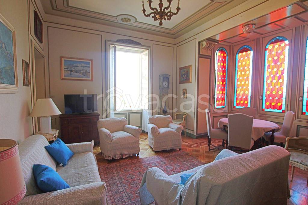 appartamento in affitto a Genova in zona Castelletto