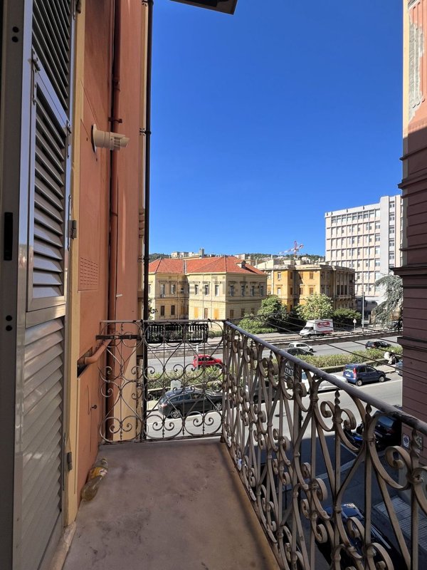 appartamento in affitto a Genova in zona San Martino