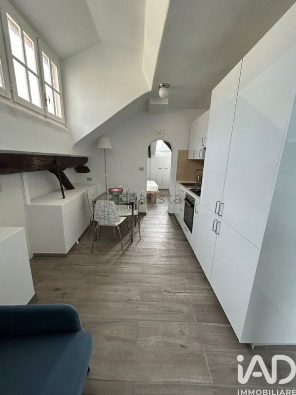 appartamento in affitto a Genova in zona Sottoripa / Maddalena / Molo