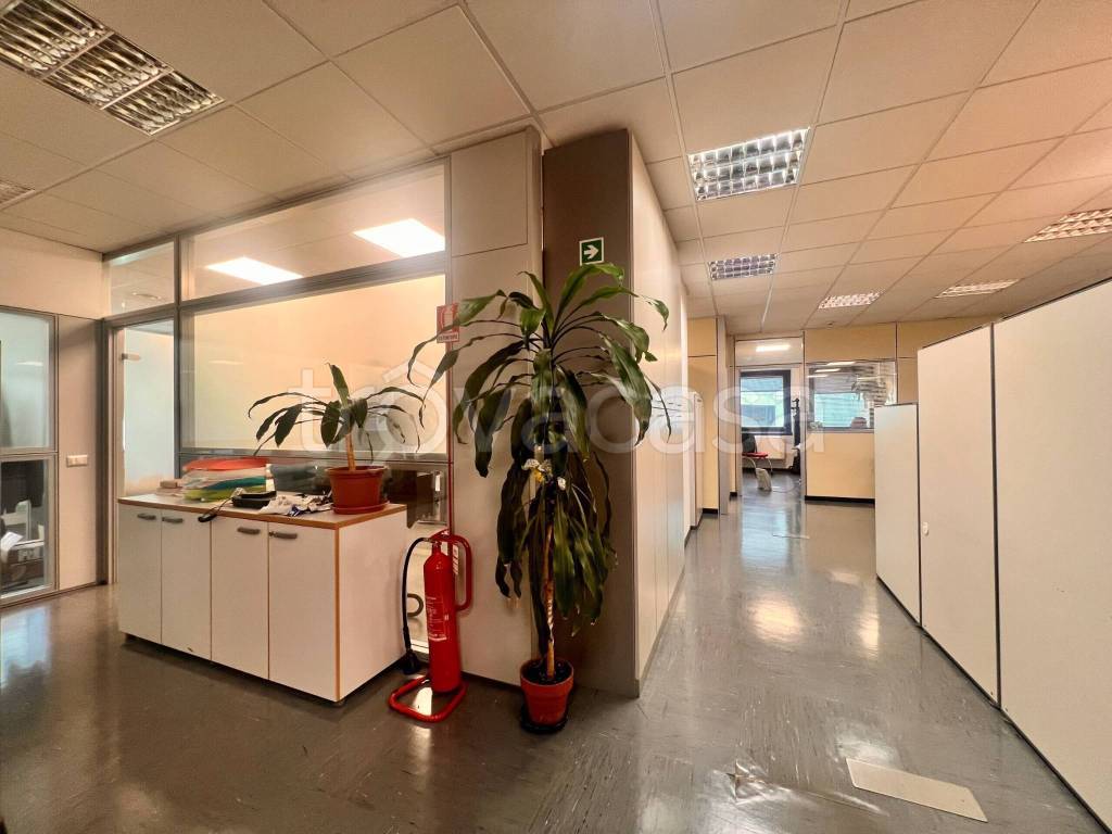 ufficio in affitto a Genova in zona Sampierdarena