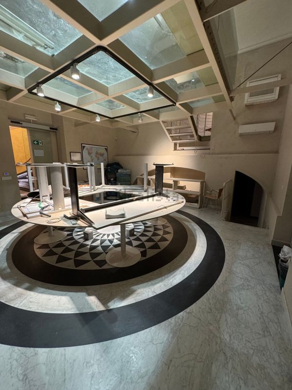 casa indipendente in affitto a Genova in zona San Vincenzo