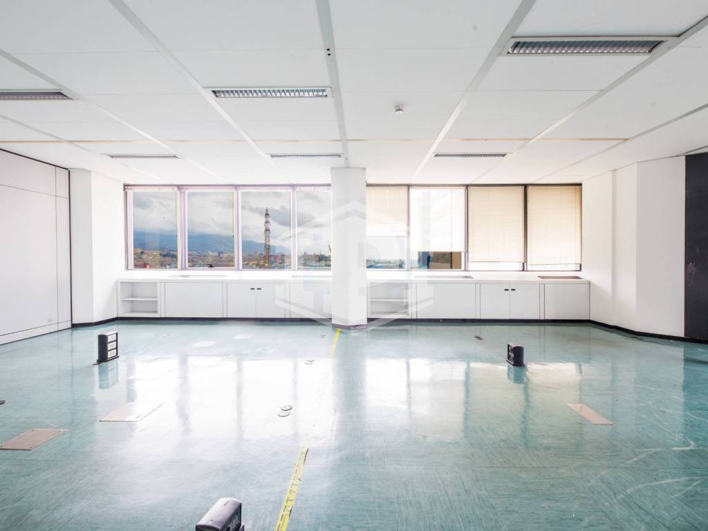 ufficio in affitto a Genova in zona Sampierdarena