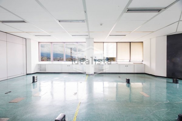 ufficio in affitto a Genova in zona Sampierdarena