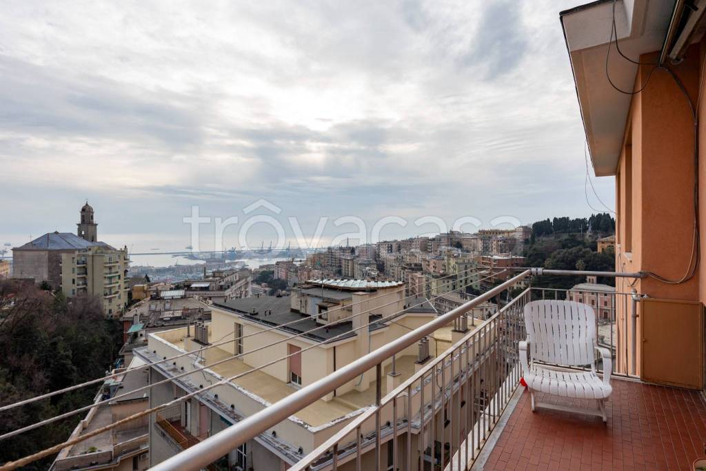 appartamento in affitto a Genova in zona Castelletto