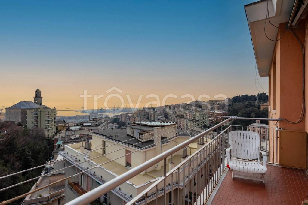 appartamento in affitto a Genova in zona Castelletto