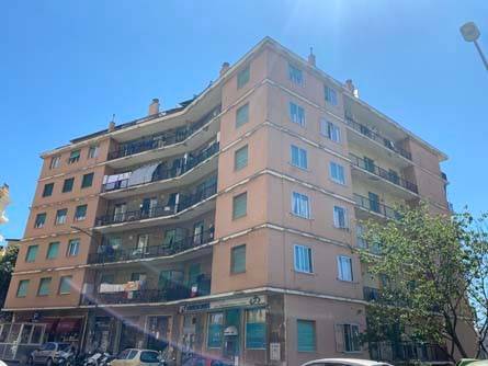 ufficio in affitto a Genova in zona Lagaccio / Granarolo