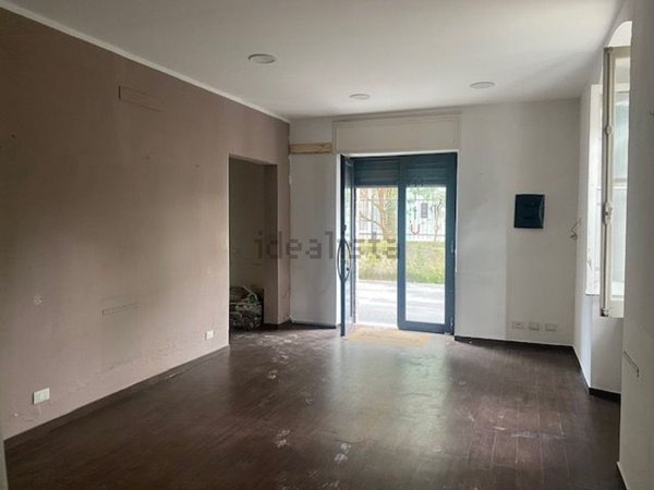 ufficio in affitto a Genova in zona Struppa