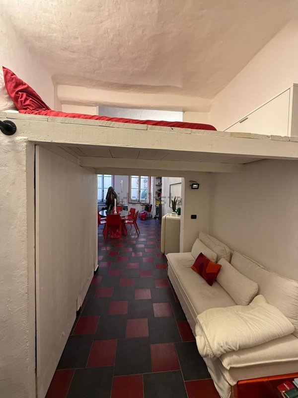 appartamento in affitto a Genova in zona Sottoripa / Maddalena / Molo