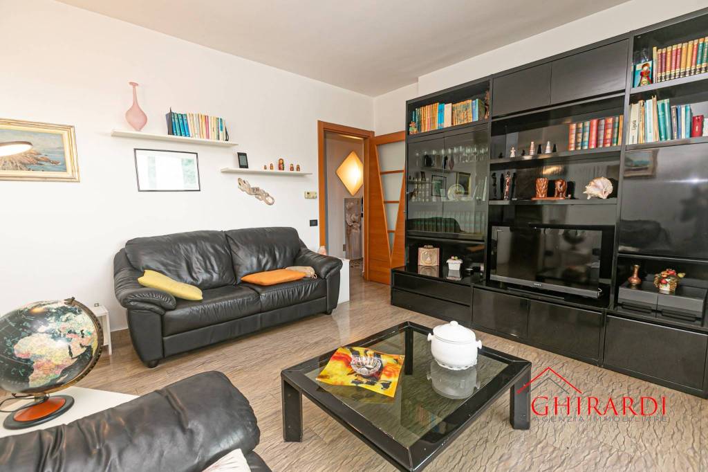 appartamento in affitto a Genova in zona Palmaro / Pra'