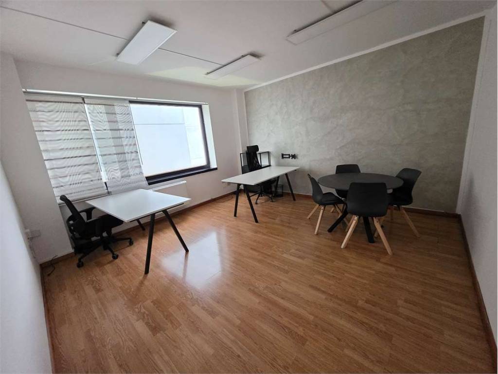 ufficio in affitto a Genova in zona Foce