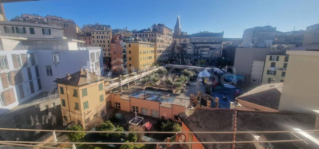 appartamento in affitto a Genova in zona Sottoripa / Maddalena / Molo