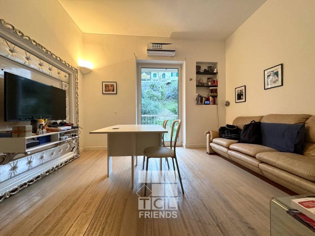 appartamento in affitto a Genova in zona Apparizione