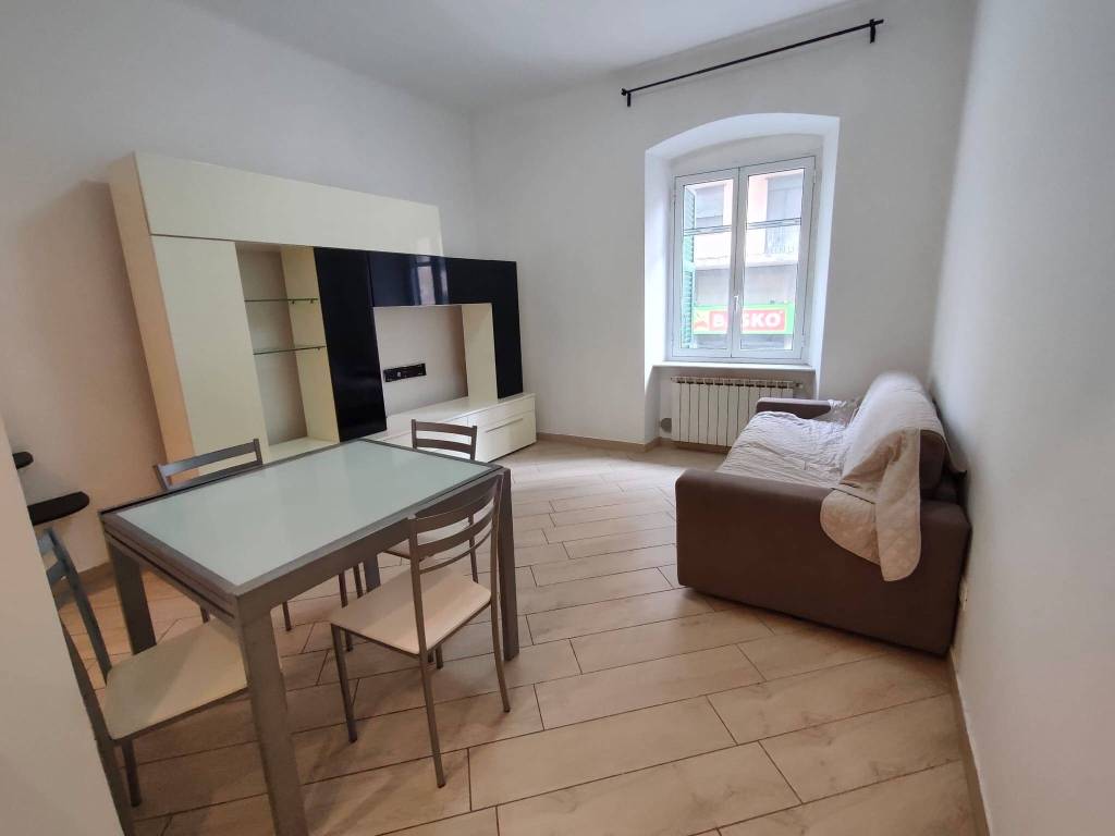 appartamento in affitto a Genova in zona Sestri Ponente