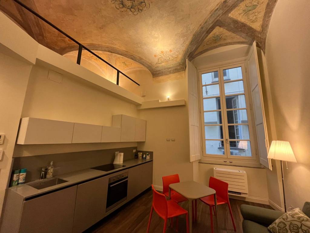 appartamento in affitto a Genova in zona Sottoripa / Maddalena / Molo