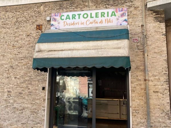 negozio in affitto a Genova in zona Quezzi