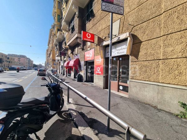 negozio in affitto a Genova in zona Marassi