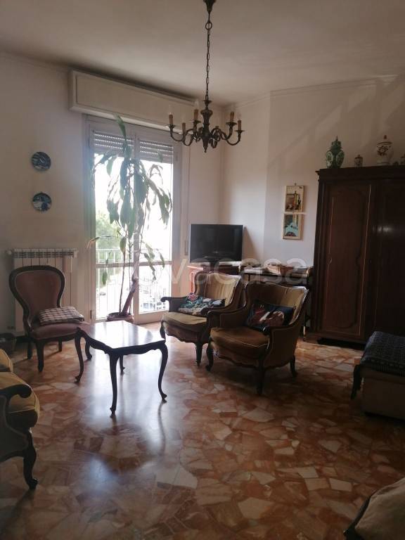 appartamento in affitto a Genova in zona Marassi