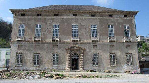 intera palazzina in affitto a Genova in zona Cornigliano