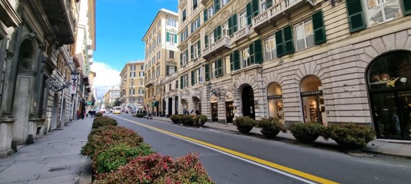 ufficio in affitto a Genova in zona Sottoripa / Maddalena / Molo