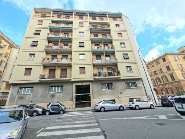 appartamento in affitto a Genova in zona Carignano