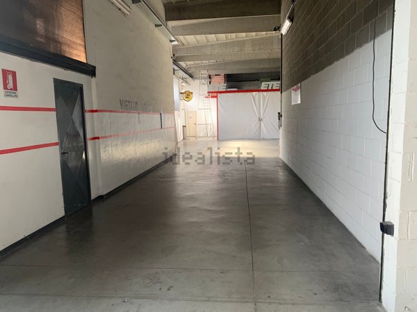 capannone in affitto a Genova in zona Staglieno