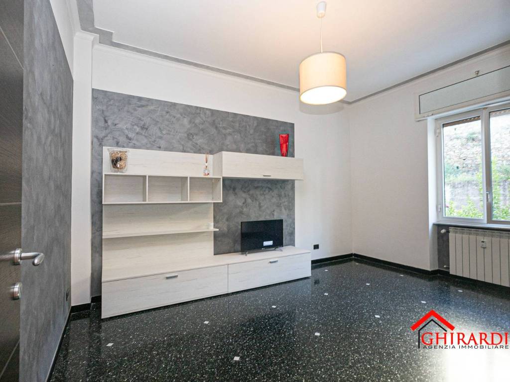 appartamento in affitto a Genova in zona Sestri Ponente