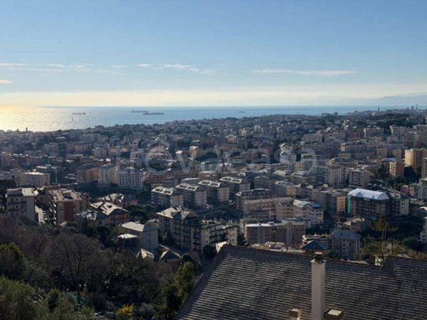 appartamento in affitto a Genova in zona Apparizione