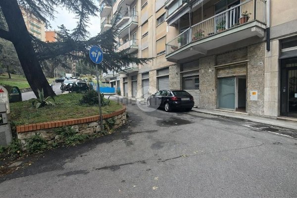 ufficio in affitto a Genova in zona Pegli
