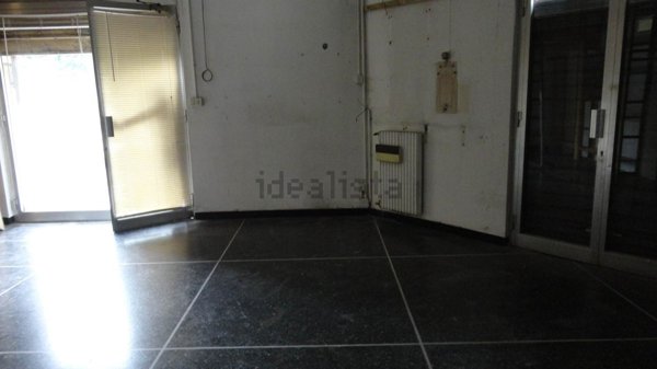 ufficio in affitto a Genova in zona Rivarolo