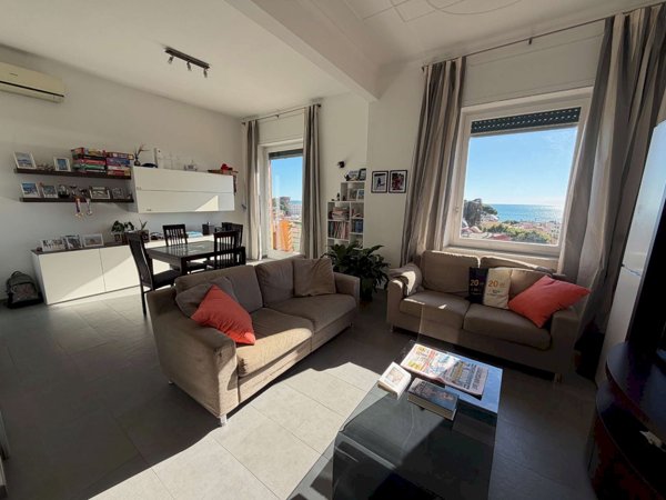 appartamento in affitto a Genova in zona Albaro