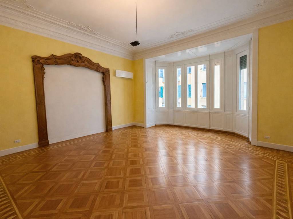 ufficio in affitto a Genova in zona Carignano