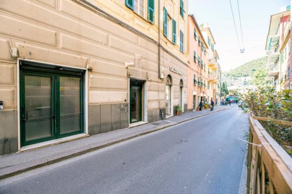 negozio in affitto a Genova in zona Nervi