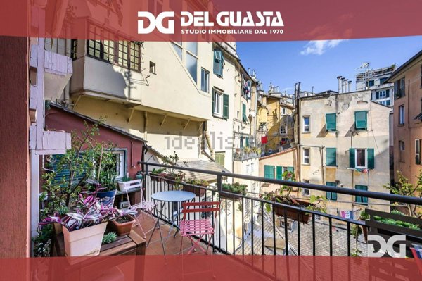 appartamento in affitto a Genova in zona Sottoripa / Maddalena / Molo