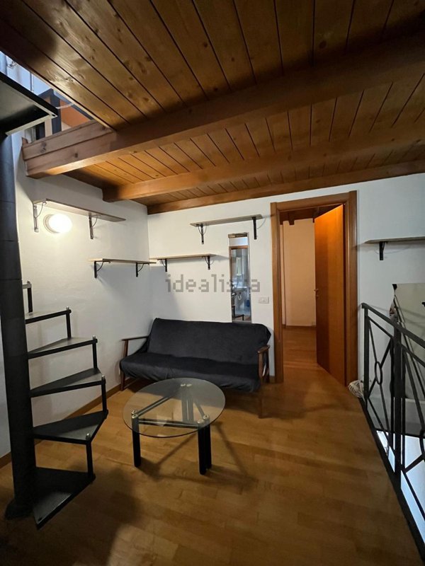 appartamento in affitto a Genova in zona Sottoripa / Maddalena / Molo