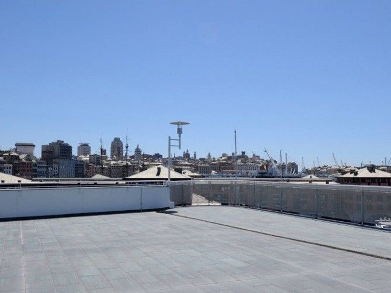 appartamento in affitto a Genova in zona Sottoripa / Maddalena / Molo