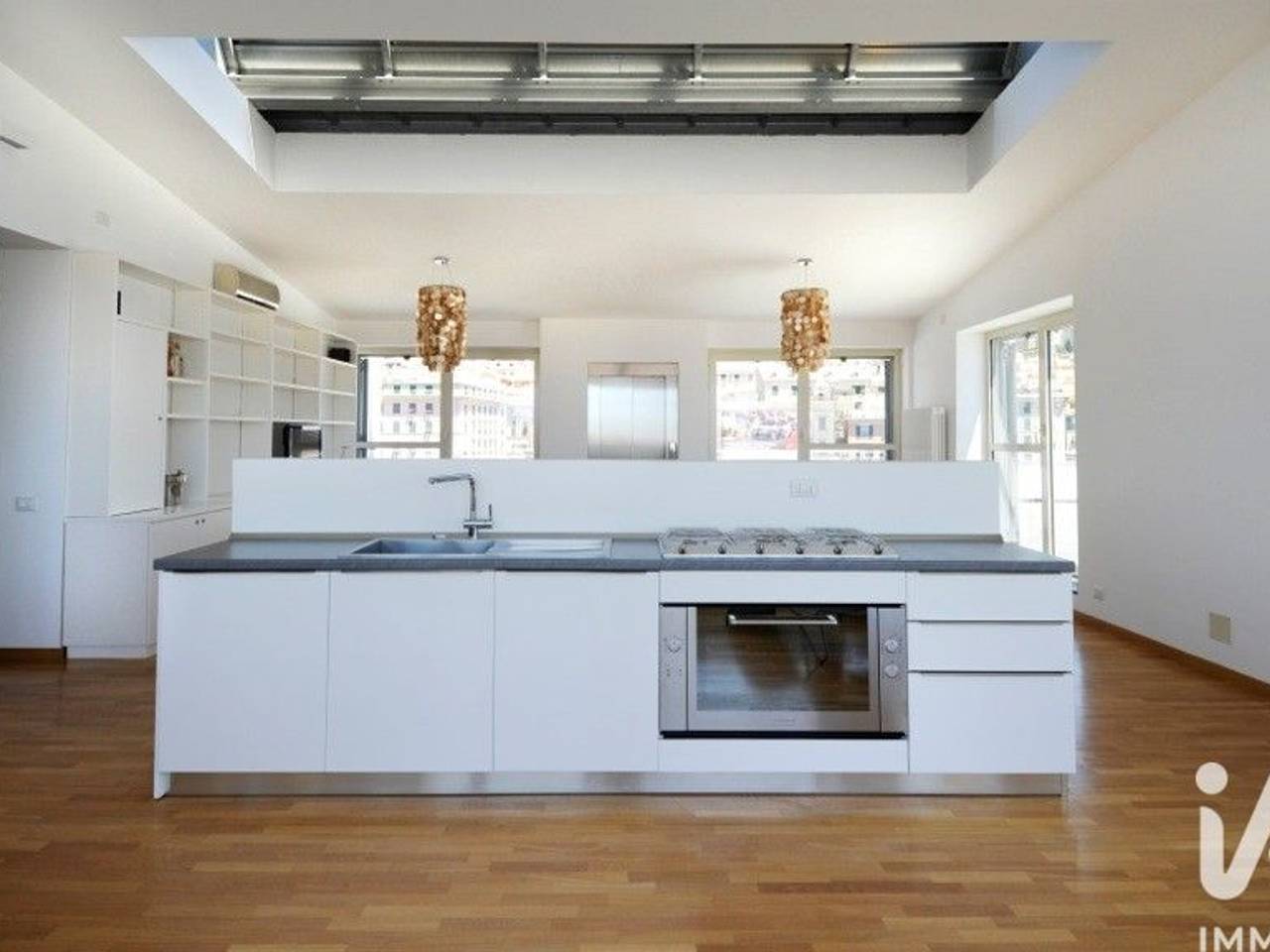 appartamento in affitto a Genova in zona Sottoripa / Maddalena / Molo