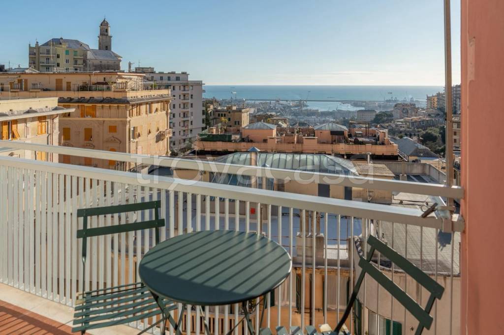 appartamento in affitto a Genova in zona Castelletto