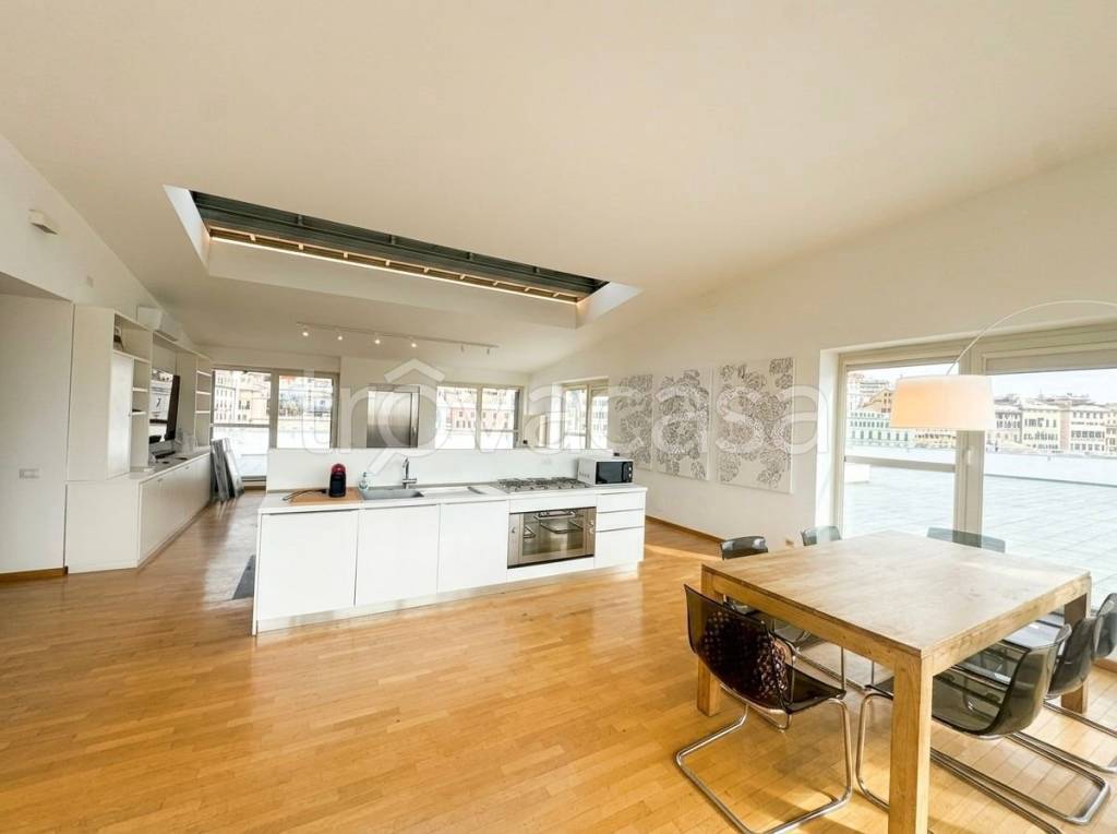 appartamento in affitto a Genova in zona Sottoripa / Maddalena / Molo