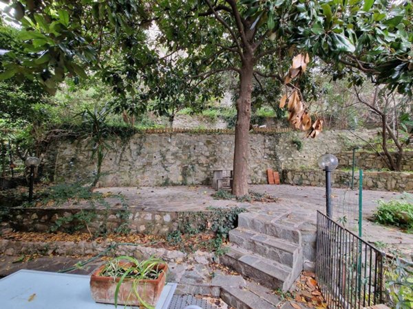 appartamento in affitto a Genova in zona Castelletto