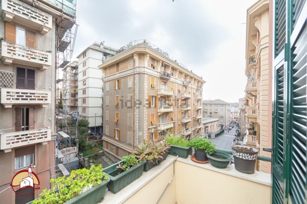 appartamento in affitto a Genova in zona Sestri Ponente